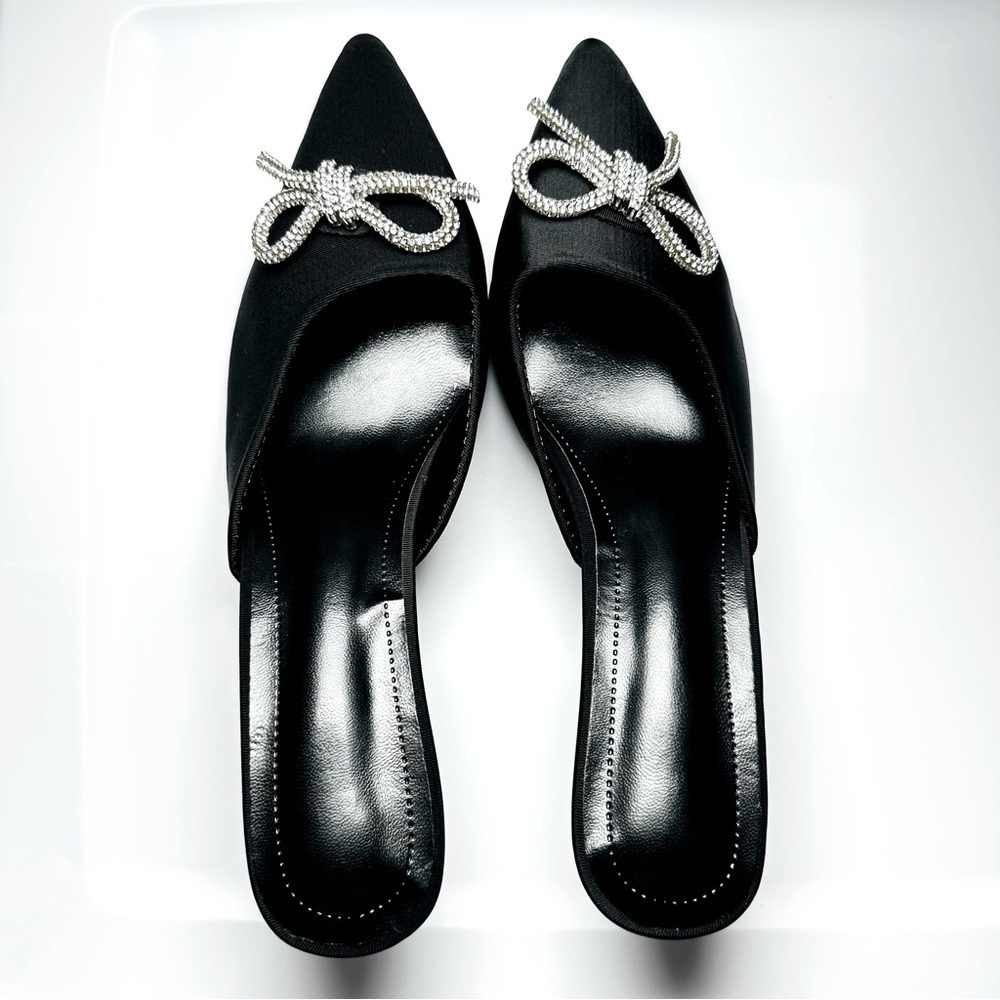 NWOT Women’s Rhinestone Bow Slip On Pointed Toe Kitten Heel Shoes EUR Size 41